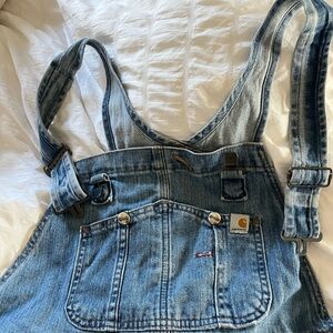 Carhartt pant overalls. Women’s size medium, like new.
